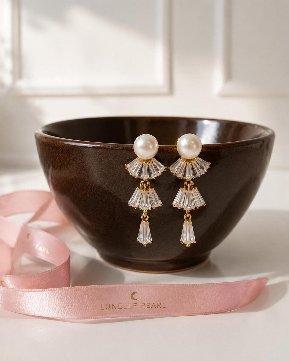 Pearl Bridal Earrings, Gold Crystal Drop, 4.5 cm Stainless Steel