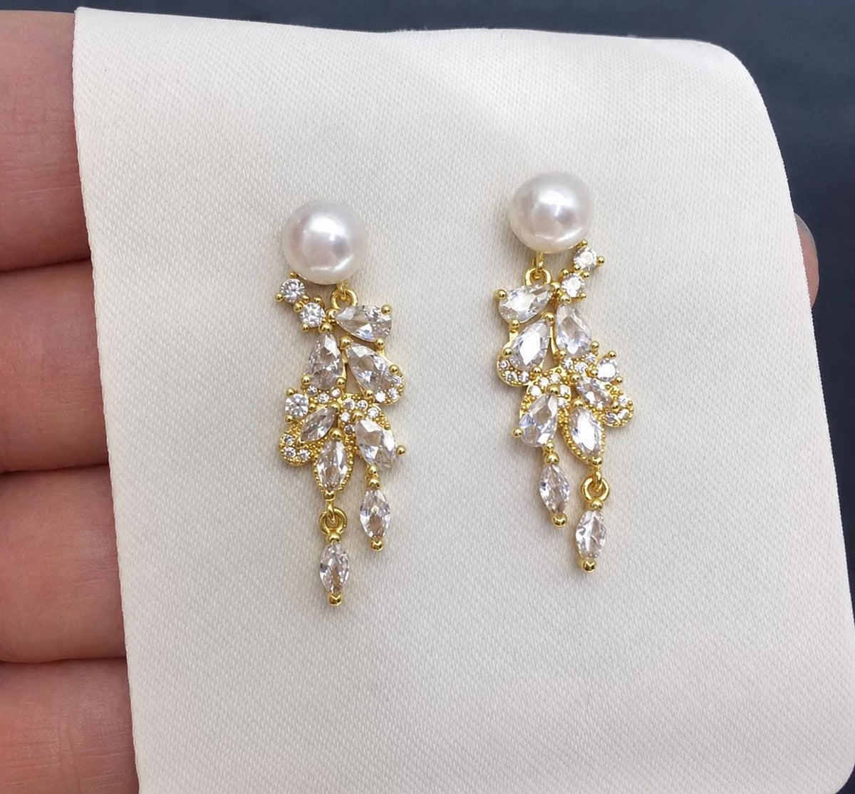 Mother of Pearl Vine Earrings – Gold Crystal Bridal Drops